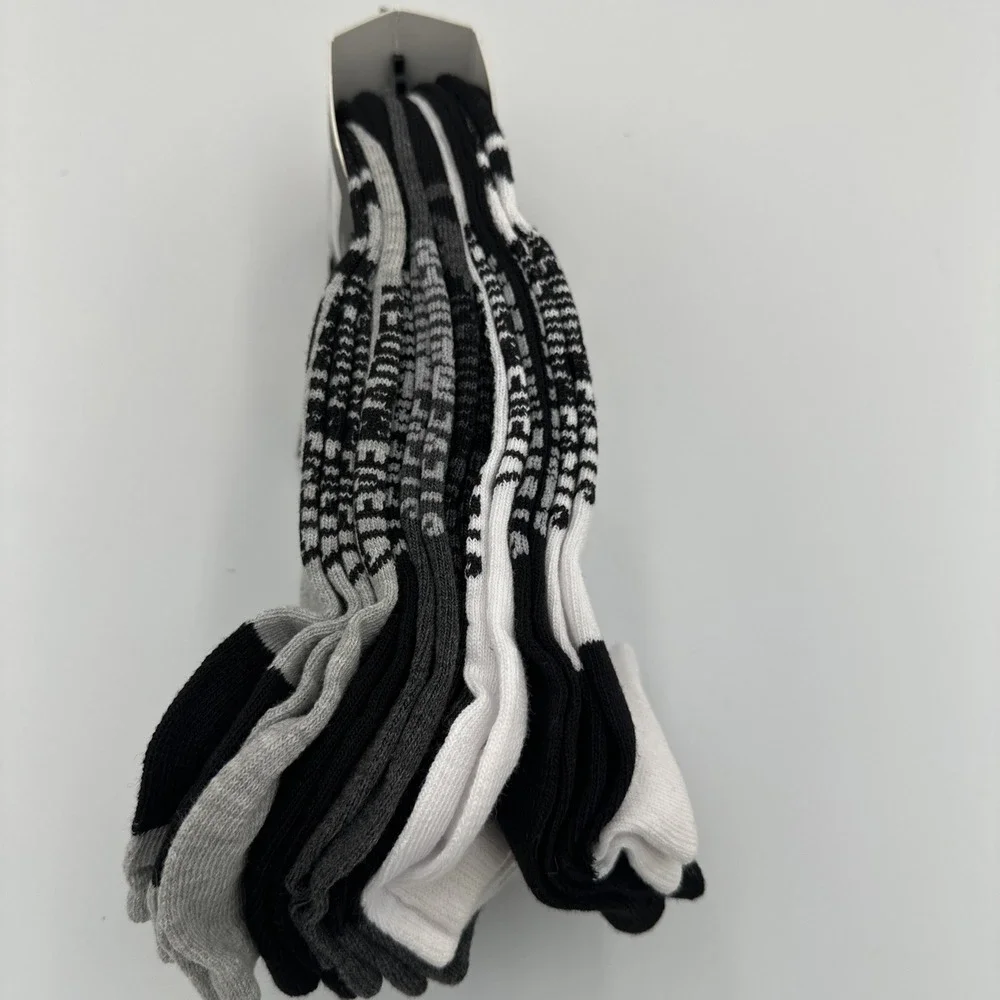 Low-Cut Socks 8-Pair White Black Gray‎ Stars & Logo by Steve Madden Gray Black